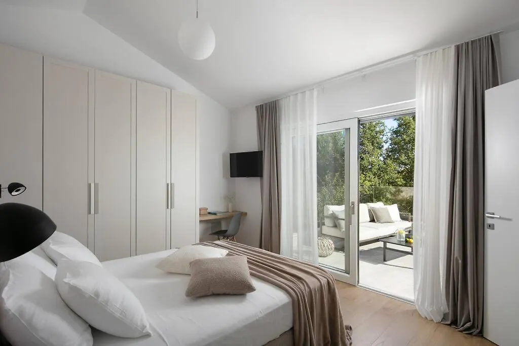 Moderne Luxusvilla Mali Dvor Mit Pool 500M Am Meer In Porec Tar-Vabriga 0*,  Croatia